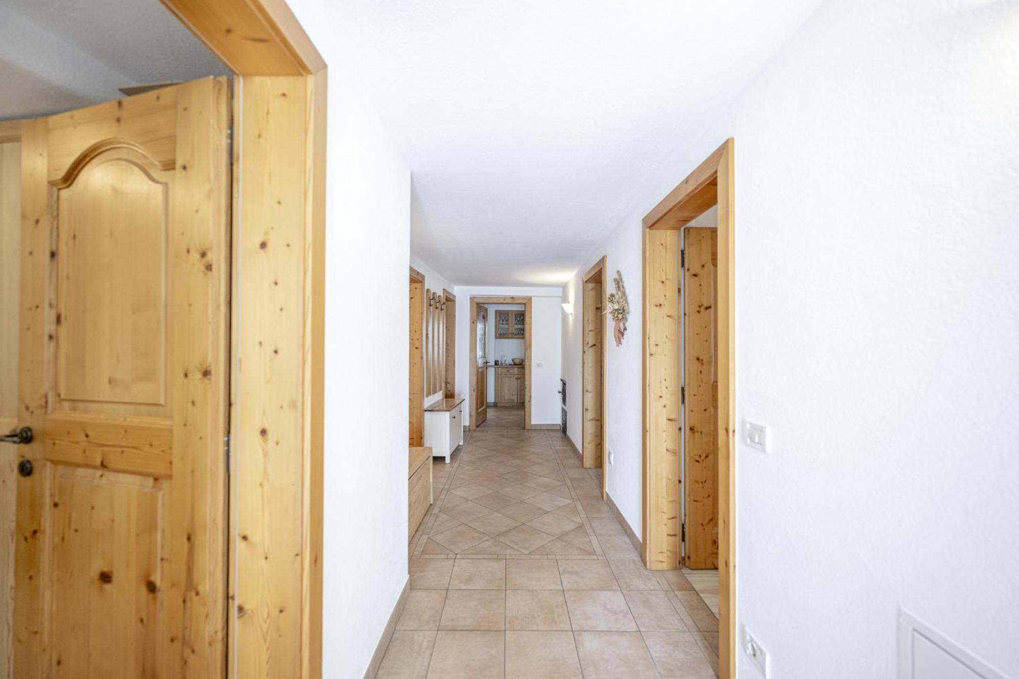 Apartments Smidl Ortisei Bagian luar foto